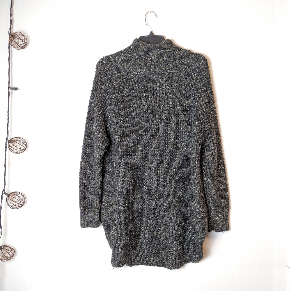 Free people knit turtleneck, women's size medium - Picture 6 of 8